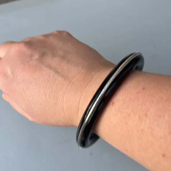 VINTAGE BANGLE - Picture 3 of 3